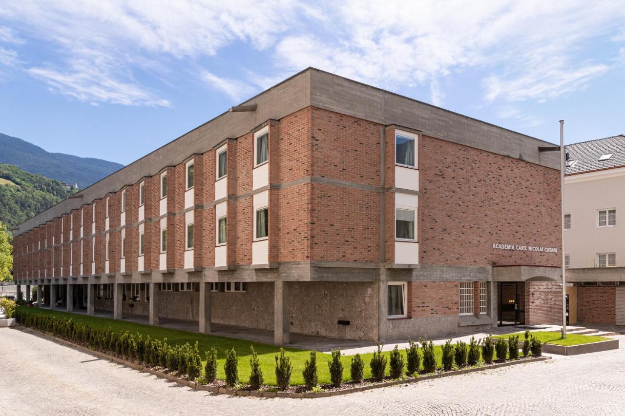 Cusanus Akademie - Accademia Cusanus Bressanone Extérieur photo